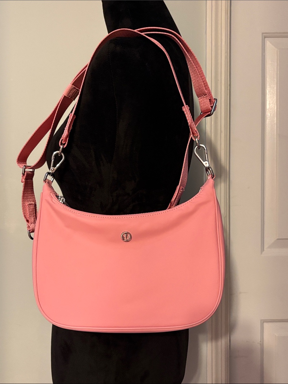 Lululemon City Essentials 3L Shoulder Bag in Pink Tide